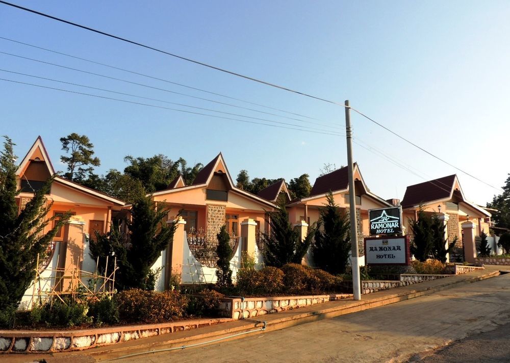 โรงแรมราโมนาร์ กาลอว์ ภายนอก รูปภาพ